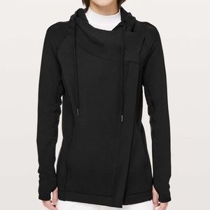 Lululemon Coast Easy Wrap Black 4 NWT